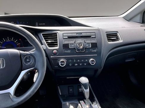 Used 2014 Honda Civic LX image 9