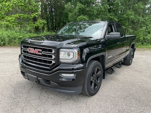 Used 2019 GMC Sierra 1500 Limited w/ Elevation Edition AWD/4WD image 3