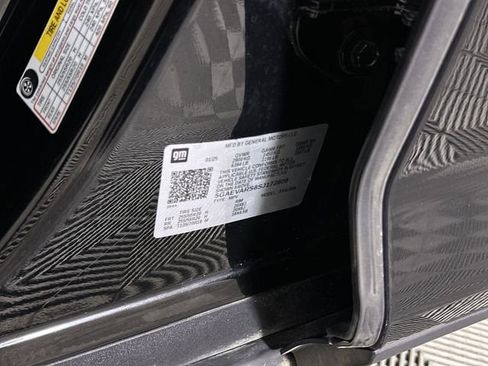 Used 2025 Buick Enclave Preferred image 35