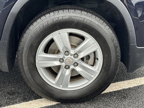 Certified 2022 Chevrolet Trax LT w/ Premium Seat Package image 28