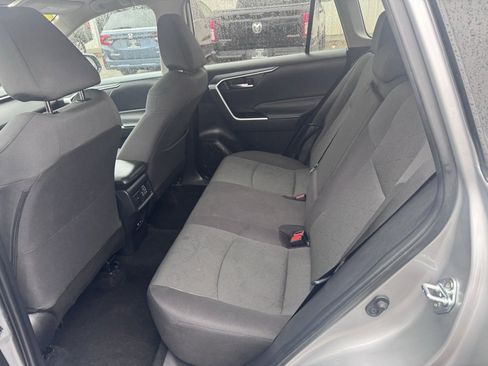 Used 2024 Toyota RAV4 XLE image 12