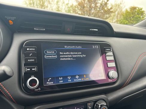 Used 2024 Nissan Kicks SR w/ SR Premium Package FWD image 18