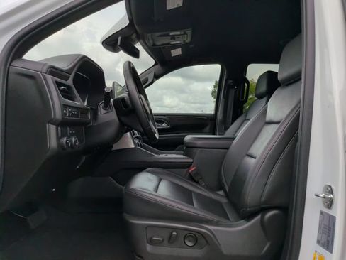 Used 2024 Chevrolet Tahoe LT RWD image 11