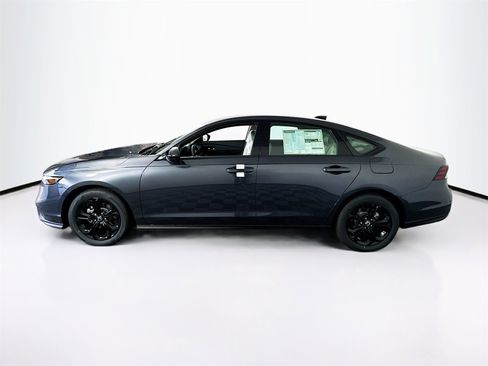 New 2025 Honda Accord SE image 3