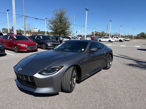 Certified 2025 Nissan Z Sport w/ Floor Mat Package image 3