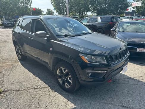 Used 2018 Jeep Compass Trailhawk AWD/4WD image 3