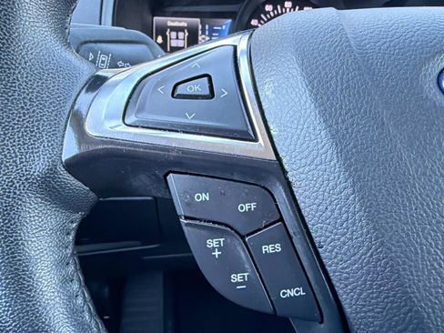 Certified 2024 Ford Edge SEL image 12