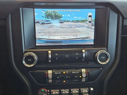 Used 2018 Ford Mustang Convertible w/ Equipment Group 101A image 9