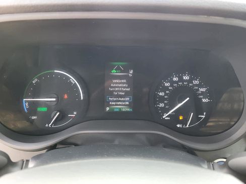 Used 2022 Toyota Sienna LE image 17