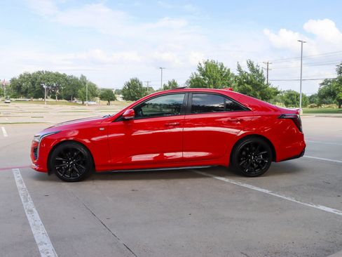 Used 2021 Cadillac CT4 Sport RWD image 4