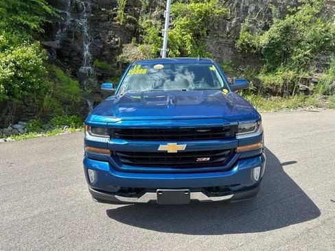 Used 2018 Chevrolet Silverado 1500 LT w/ All Star Edition AWD/4WD image 2