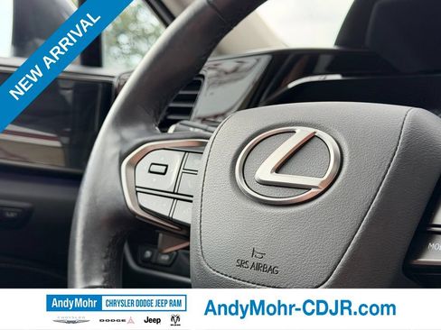 Used 2025 Lexus NX 350h AWD w/ Accessory Package (2T) image 17