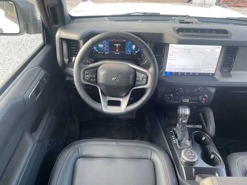 New 2025 Ford Bronco Badlands AWD/4WD image 14