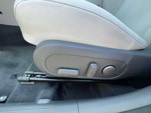 Used 2024 Hyundai Kona SEL AWD/4WD image 15