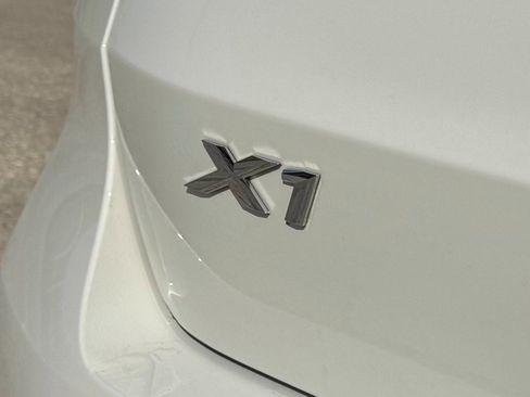 Used 2024 BMW X1 xDrive28i w/ Convenience Package image 83