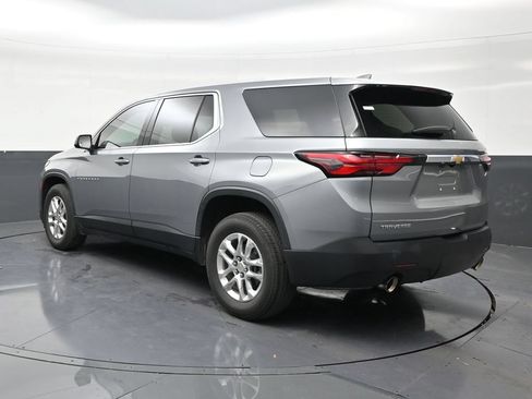 Used 2023 Chevrolet Traverse LS FWD image 3