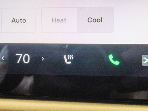 Used 2023 Tesla Model X image 21