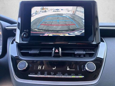 Used 2024 Toyota Corolla LE image 20