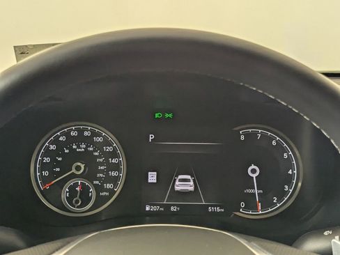 Used 2026 Genesis G70 2.5T RWD image 19