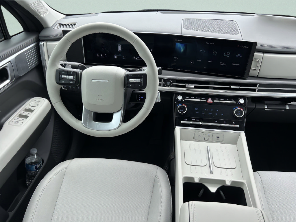 New 2026 Hyundai Santa Fe SE FWD image 8