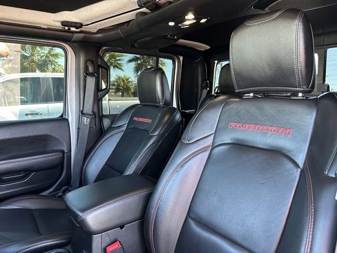 Used 2020 Jeep Gladiator Rubicon image 18