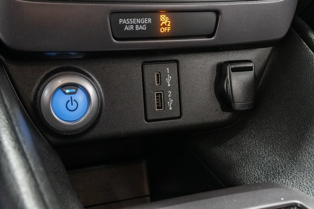 Used 2025 Nissan Leaf S FWD image 20
