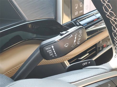 New 2026 Volkswagen Atlas Cross Sport SE image 26