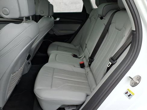 Used 2024 Audi Q5 2.0T Premium Plus image 9