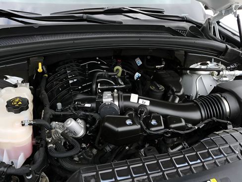 Used 2023 Jeep Grand Cherokee L Laredo AWD/4WD image 10