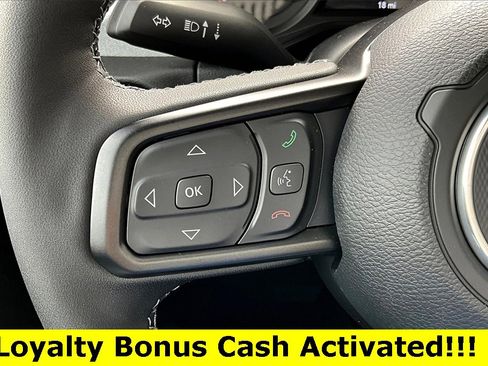 New 2025 Jeep Gladiator Sport image 18