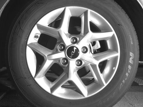 Used 2025 Kia Soul LX w/ LX Technology Package FWD image 21