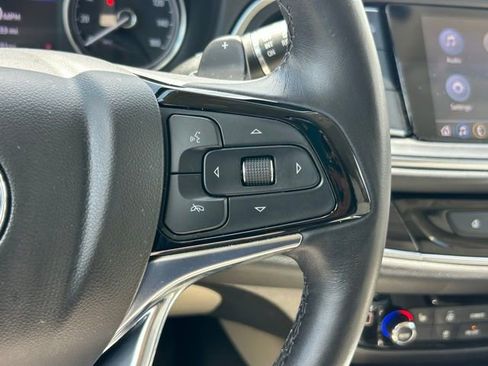 Used 2023 Buick Enclave Essence w/ Sport Touring Edition image 22