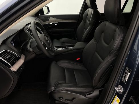 Used 2023 Volvo XC90 T8 Ultimate image 11