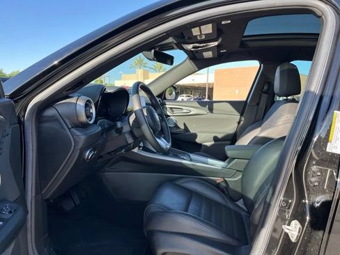 Used 2024 Alfa Romeo Tonale Ti AWD/4WD image 13