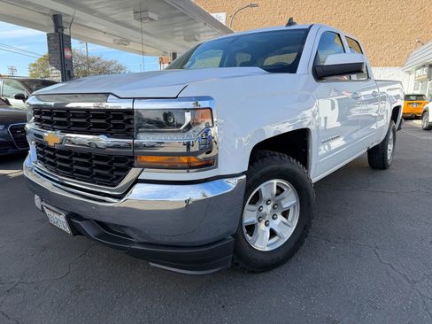Used 2018 Chevrolet Silverado 1500 LT image 1