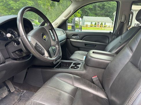 Used 2012 Chevrolet Silverado 3500 LTZ w/ LTZ Plus Package AWD/4WD image 10
