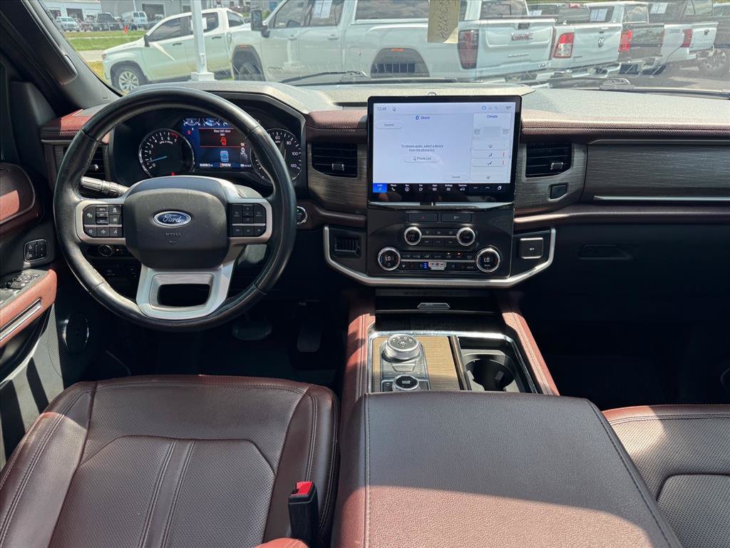 Used 2022 Ford Expedition Limited AWD/4WD image 15