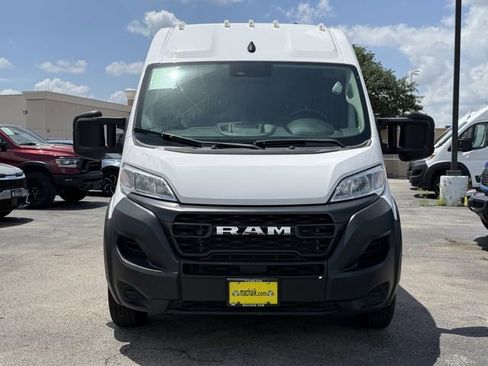 Used 2023 RAM ProMaster 2500 FWD image 3