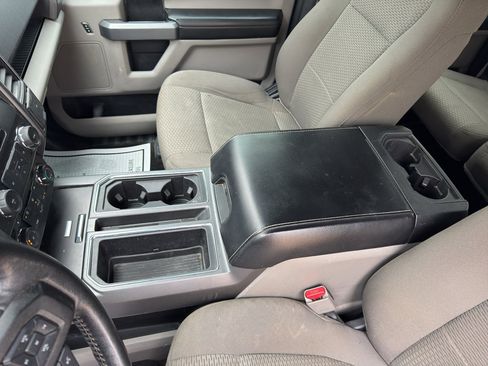 Used 2017 Ford F150 XLT w/ Equipment Group 301A Mid AWD/4WD image 15
