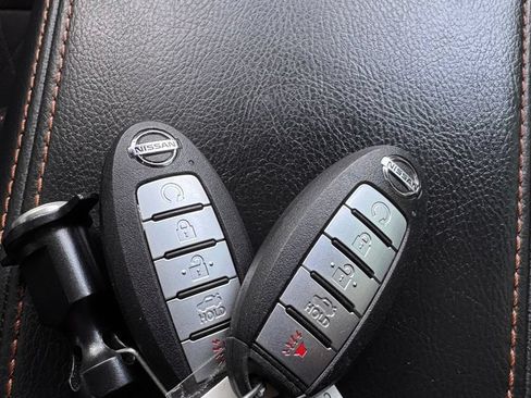 Used 2019 Nissan Maxima SR w/ Premium Package FWD image 35