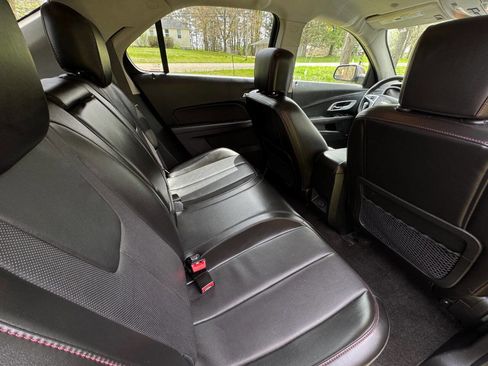 Used 2011 Chevrolet Equinox LT FWD image 10