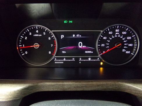 Used 2023 Kia Sorento S w/ Panoramic Sunroof Package image 26