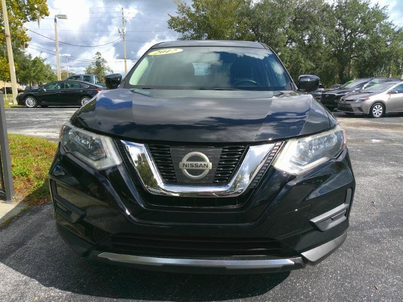 Used 2017 Nissan Rogue S FWD image 3
