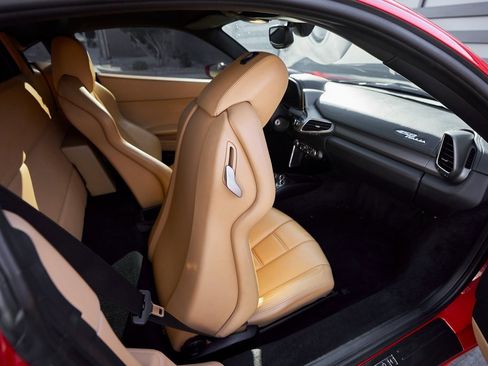 Used 2013 Ferrari 458 Italia Coupe image 45