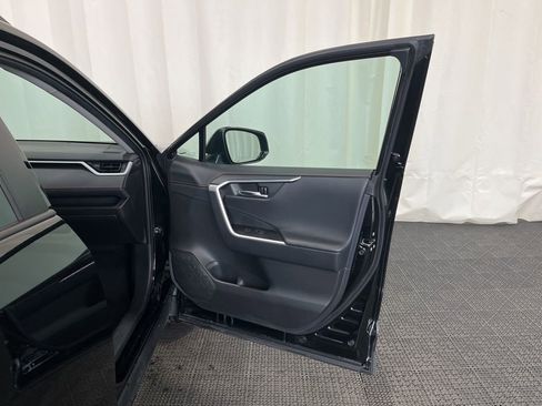 Used 2024 Toyota RAV4 Adventure image 19