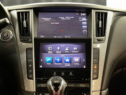 Used 2017 INFINITI Q60 Red Sport 400 image 30