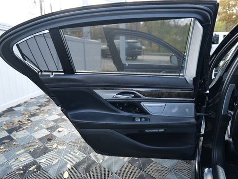 Used 2018 BMW M760i xDrive M760i xDrive Sedan image 46