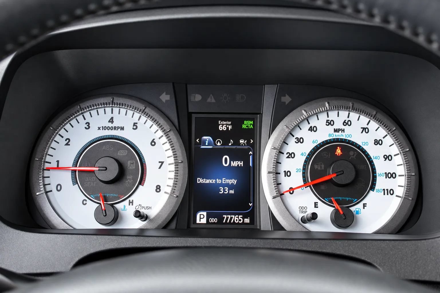 Used 2018 Toyota Sienna SE w/ SE Preferred Package FWD image 19
