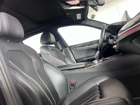 Used 2017 BMW 540i xDrive image 19