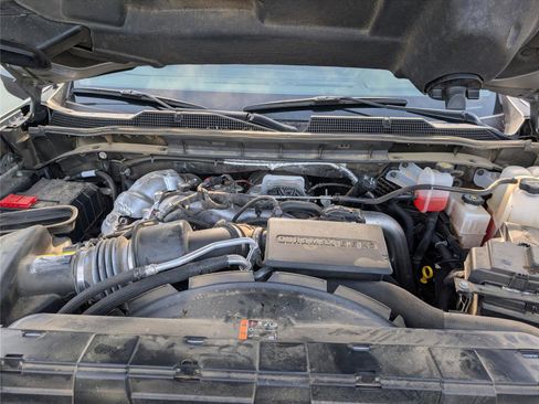 Used 2025 Chevrolet Silverado 3500 LTZ w/ LTZ Convenience Package image 36